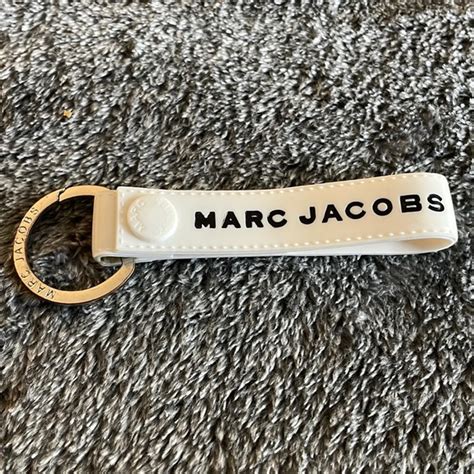 marc jacobs key ring